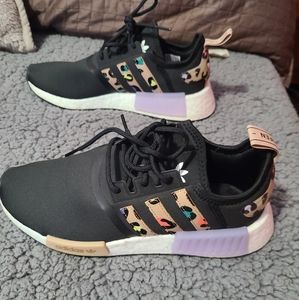 Adidas womens sneakers